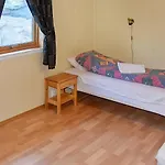 6 Person In Aukra