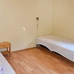 6 Person In *