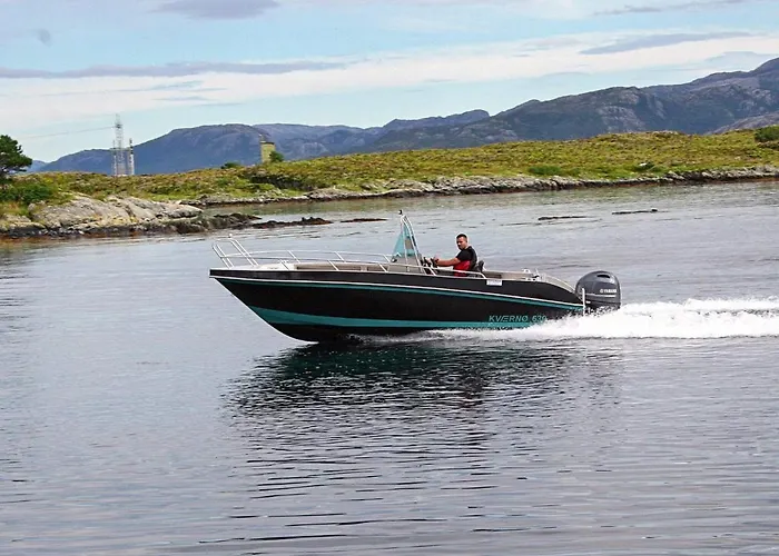 6 Person In Vakantiehuis Aukra